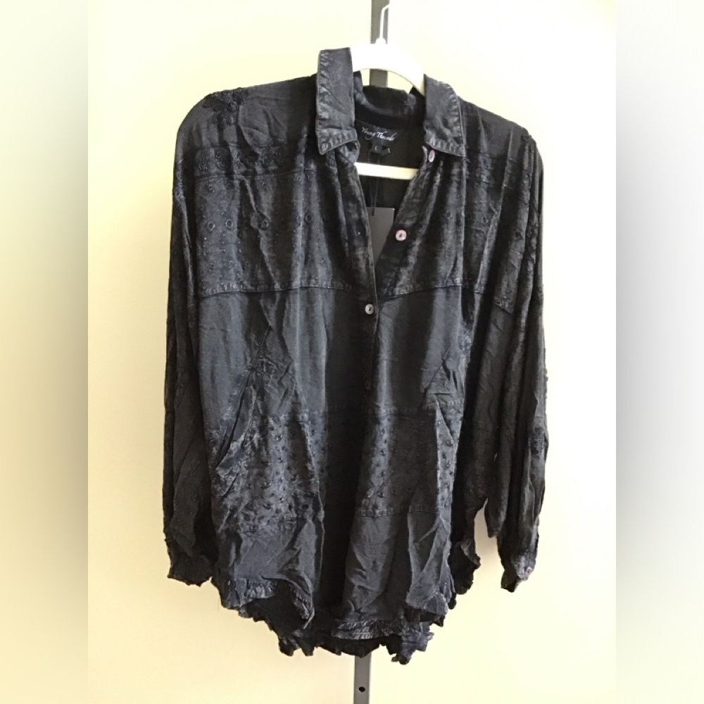 Young Threads NWT Black Dolman Top Large medium